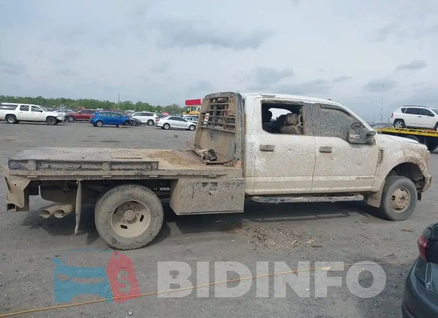 1FD8W3HT3JEC44517 Photo# 13