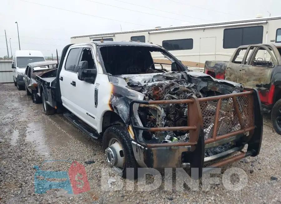 1FD8W3HT3KEG56924 Photo# 1
