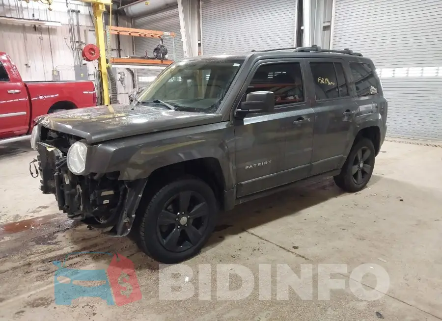 1C4NJRFB3GD712764 Photo# 2