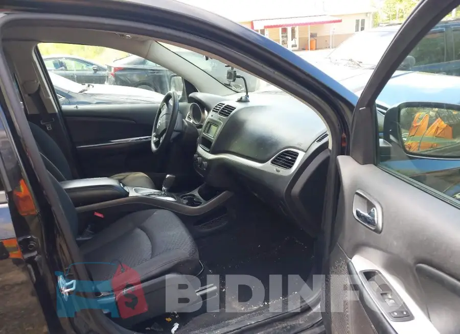 3C4PDCAB6HT697631 Photo# 5