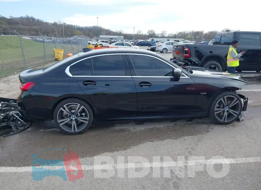 3MW5P9J05N8C61364 Photo# 14