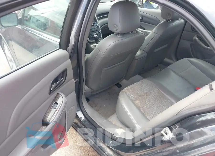 1G11D5SL6FF248331 Photo# 12
