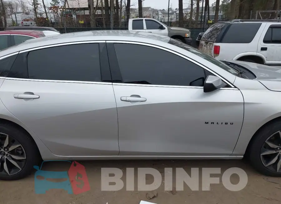 1G1ZG5ST5LF126971 Photo# 13