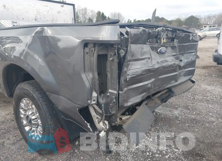 1FT7X2A65NED82853 Photo# 6