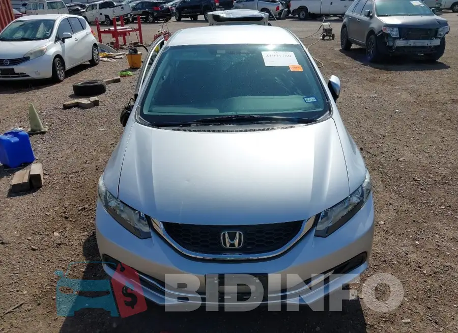 2HGFB2F74FH550571 Photo# 13