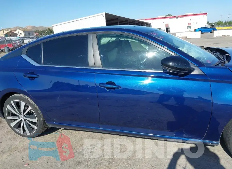 1N4BL4CV3KC178717 Photo# 12