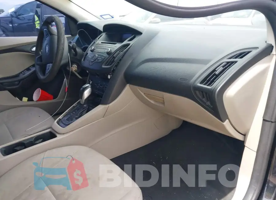 1FADP3F20FL242985 Photo# 5