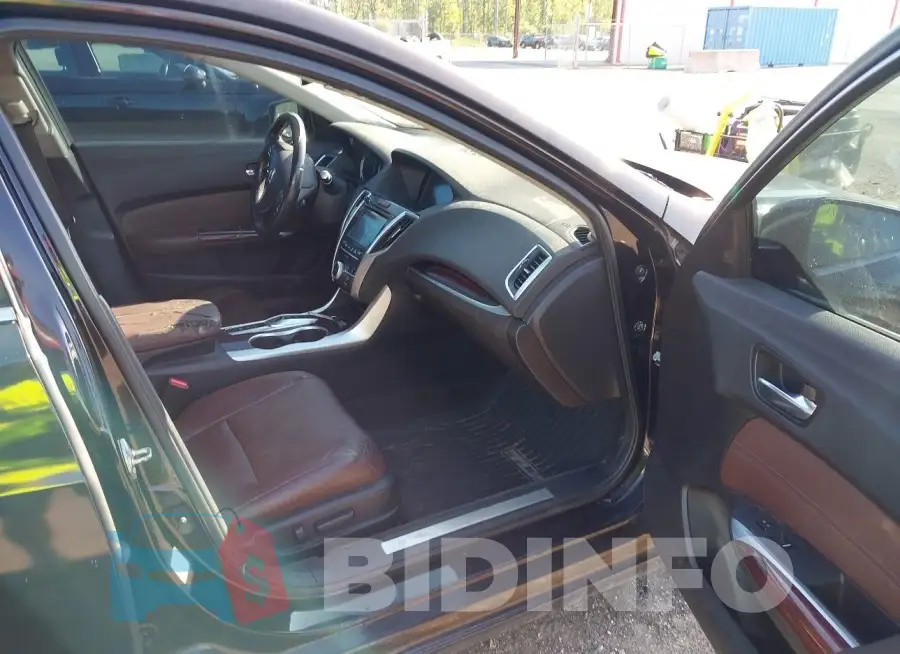 19UUB2F55FA000834 Photo# 5