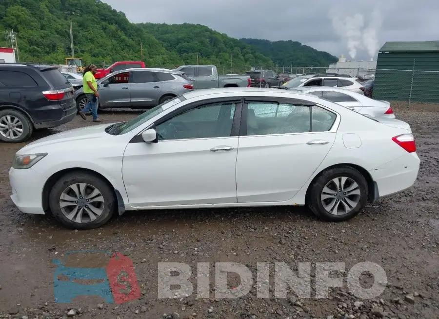 1HGCR2F30FA123933 Photo# 15