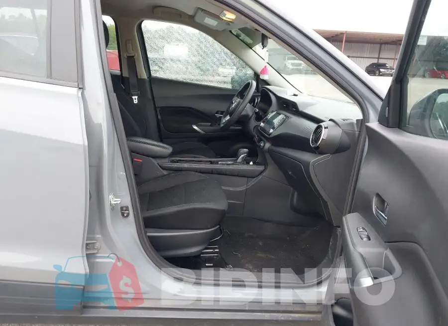 3N1CP5CV9ML470424 Photo# 5
