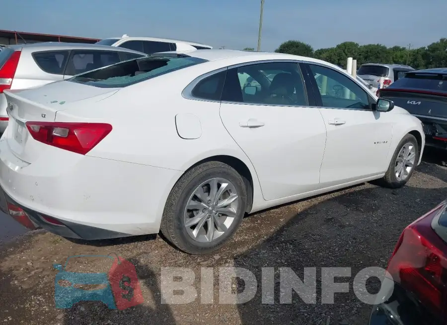 1G1ZD5ST3RF124492 Photo# 4