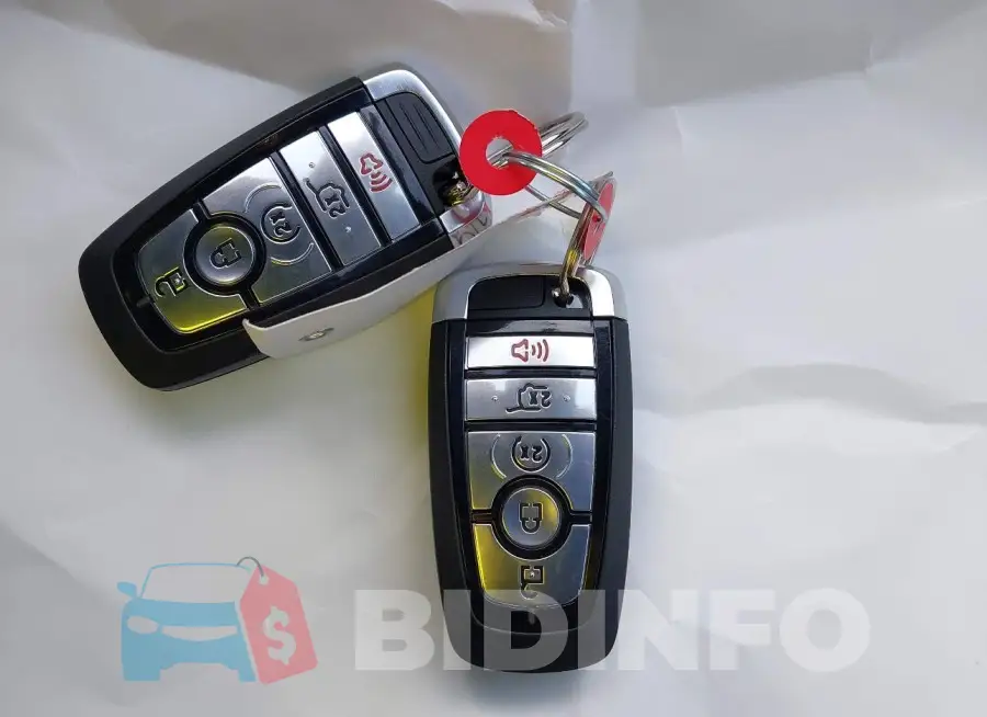 1FMCU9NZ9RUB16697 Photo# 11
