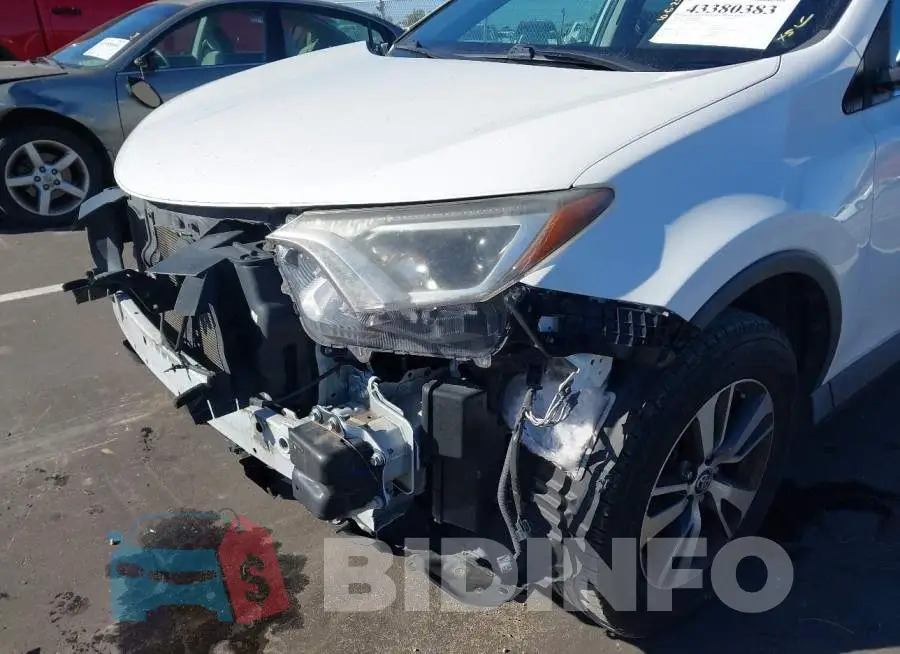 2T3WFREV7JW496154 Photo# 18