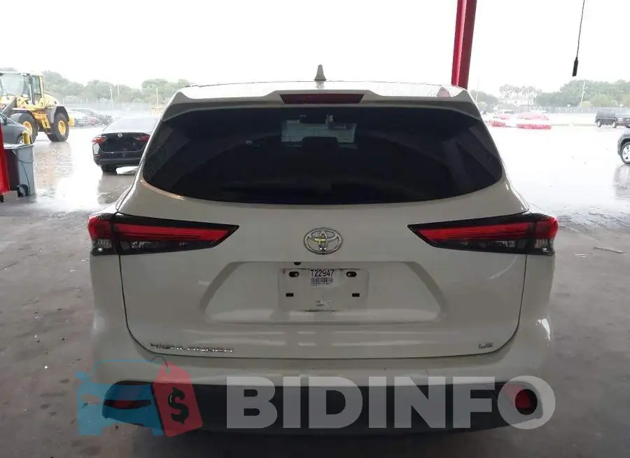 5TDZZRAH1LS510607 Photo# 17