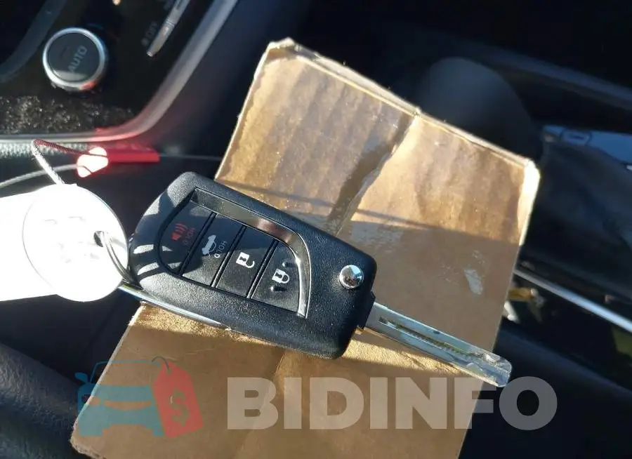 5YFB4MDE6SP321351 Photo# 11