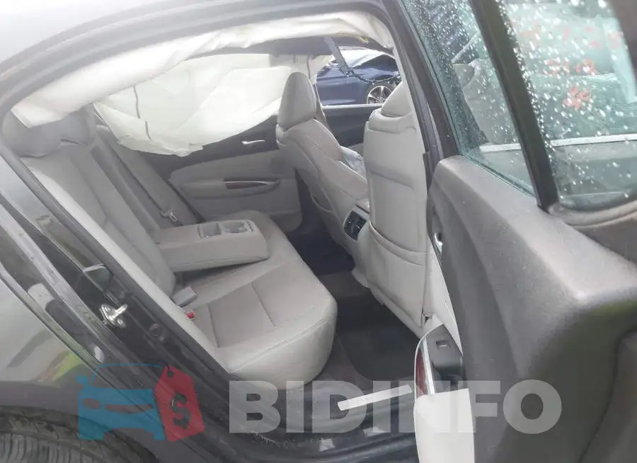 19UUB2F70FA005912 Photo# 8