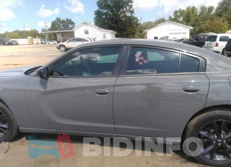 2C3CDXJG2PH706225 Photo# 14