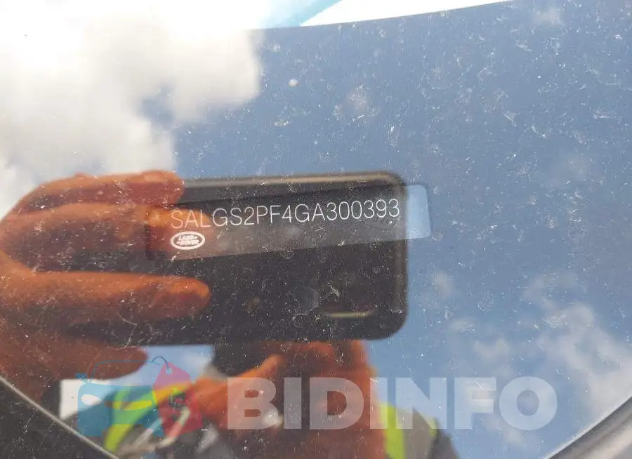 SALGS2PF4GA300393 Photo# 9