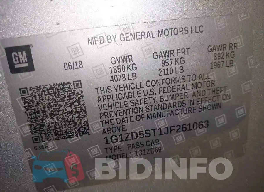 1G1ZD5ST1JF261063 Photo# 9