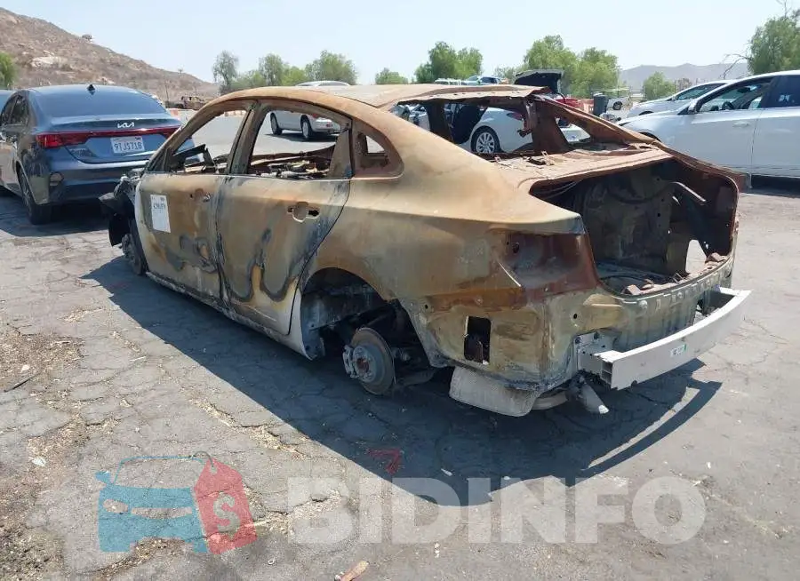 1G1ZD5ST2NF202027 Photo# 3