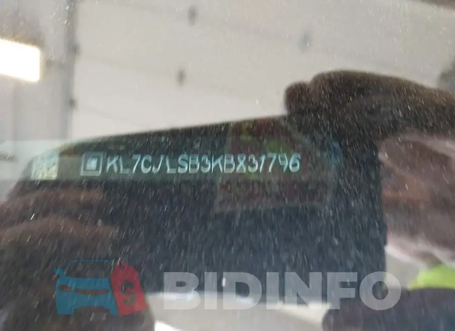 KL7CJLSB3KB831796 Photo# 9