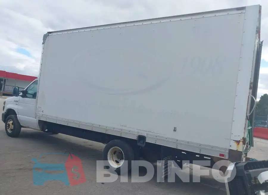 1FDWE3FL8GDC30611 Photo# 3