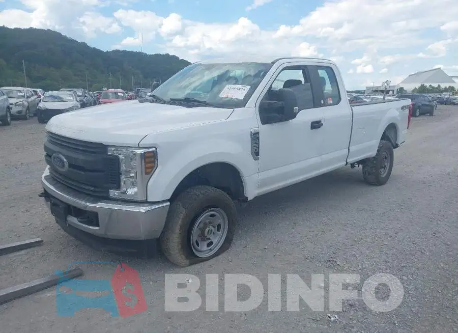 1FT7X2B65JEB91331 Photo# 2