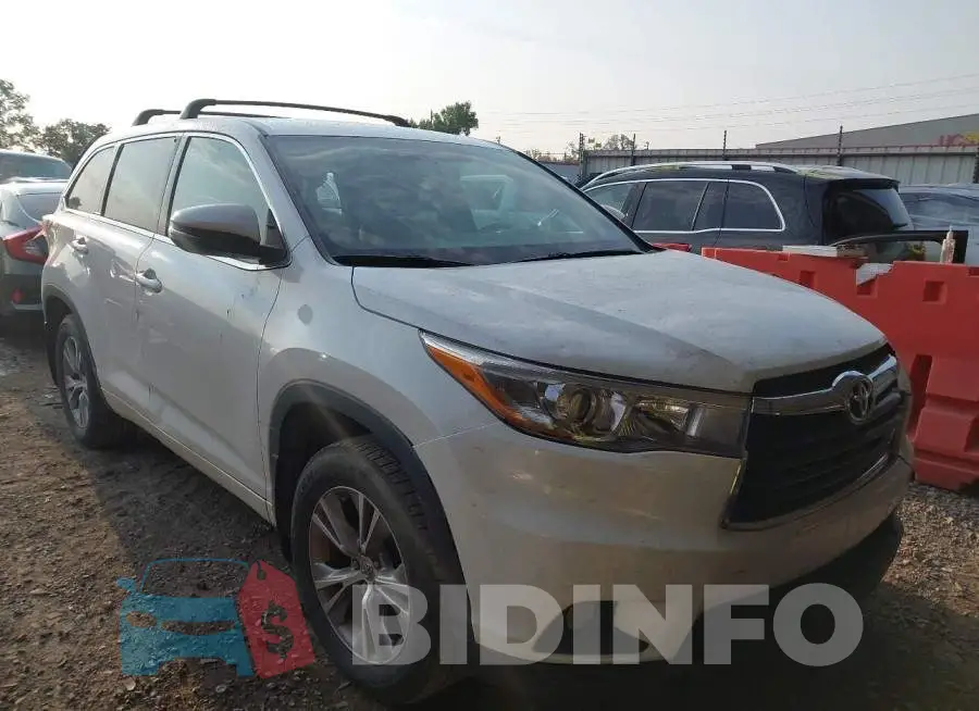 5TDBKRFH7FS183875 Photo# 1