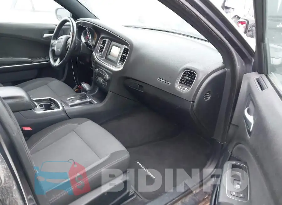 2C3CDXBG7GH144188 Photo# 5
