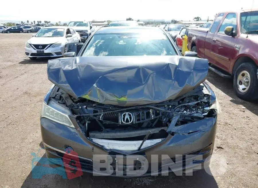 19UUB2F52FA022497 Photo# 12