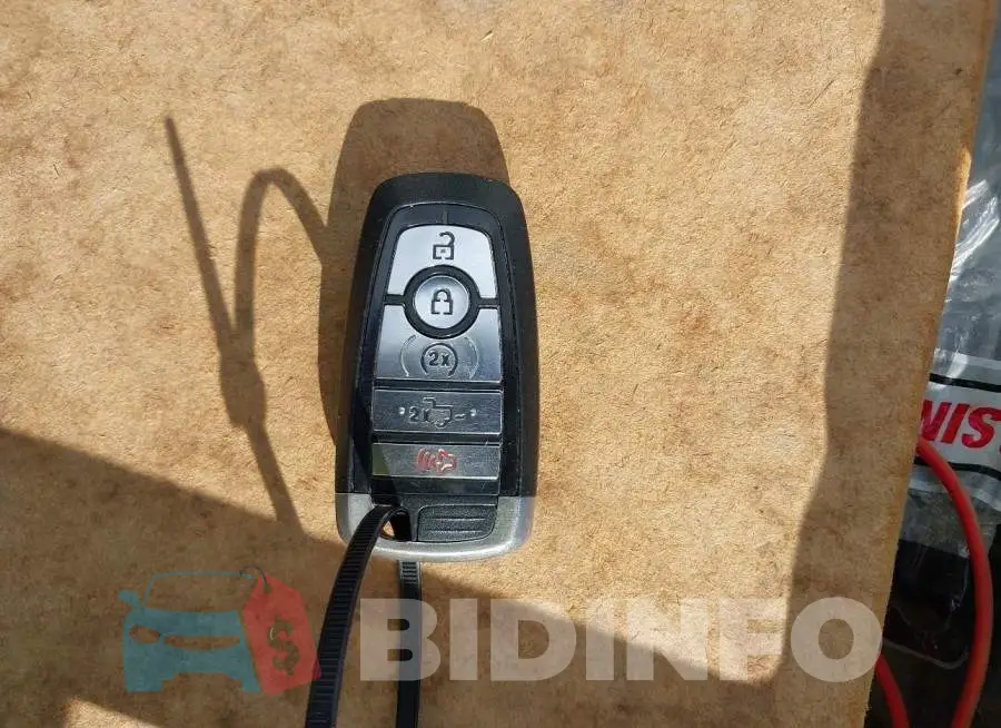 1FT7W2BT7JEB04876 Photo# 11
