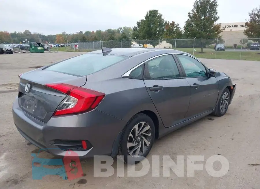 19XFC2F78HE230826 Photo# 4