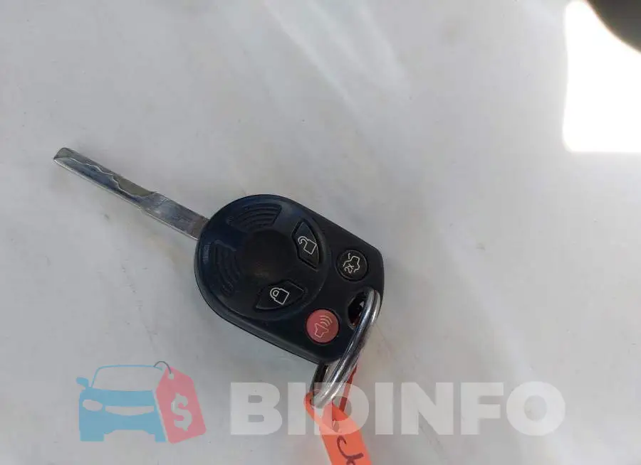 1FADP3K22GL204391 Photo# 11