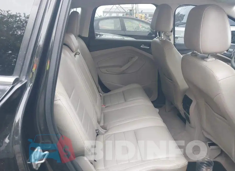 1FMCU0J92FUA26708 Photo# 8