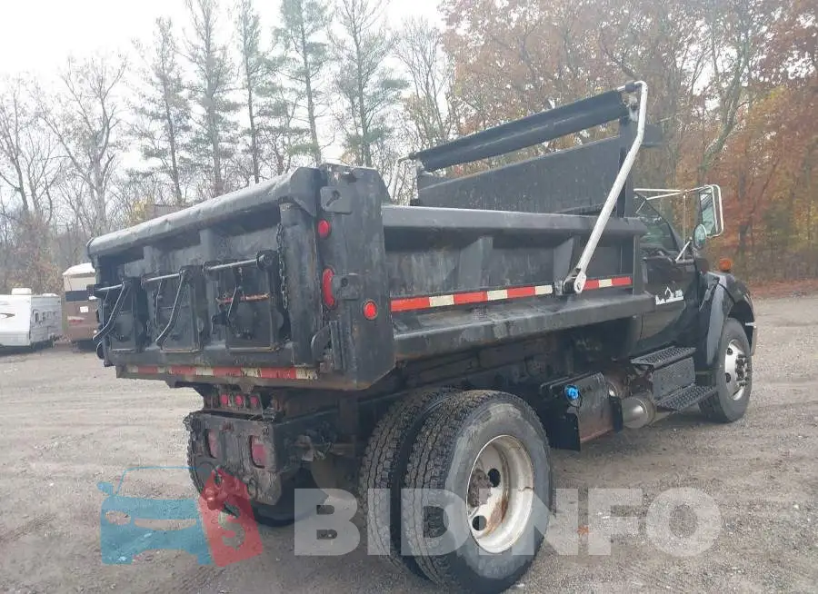 3FRWF7FC2FV527950 Photo# 4