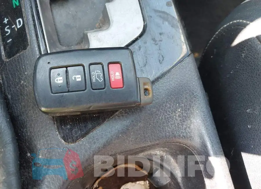 2T3DFREV8HW646046 Photo# 11