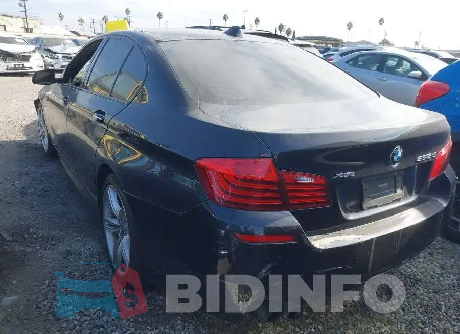 WBAFV3C56GD687585 Photo# 3