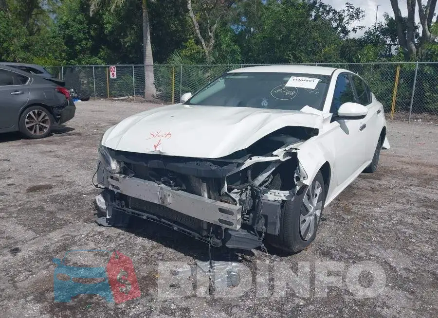 1N4BL4BV0KC129377 Photo# 6