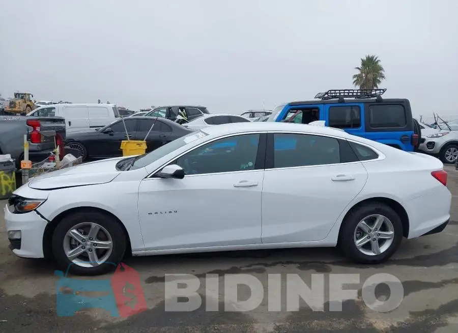 1G1ZD5ST0PF202384 Photo# 14
