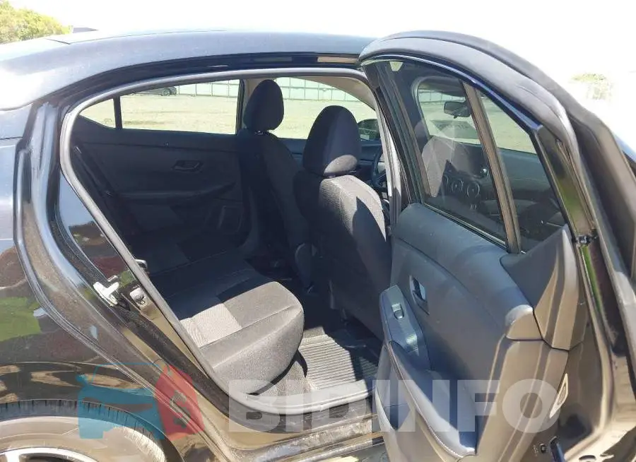 3N1AB8CV6RY360190 Photo# 8
