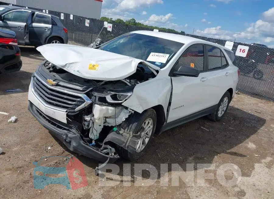 2GNAXHEV4L6164034 Photo# 2