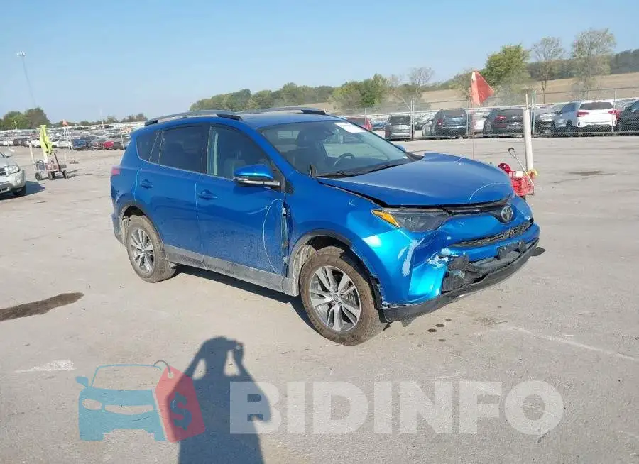 2T3RFREV4JW701703 Photo# 1