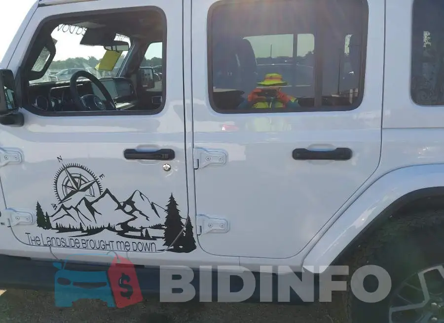 1C4PJXEG3RW280002 Photo# 14