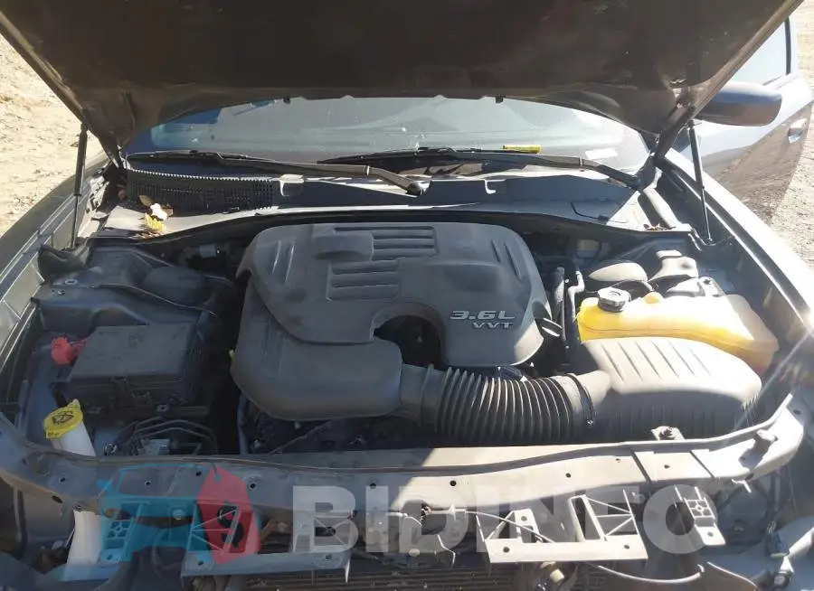 2C3CDXHG0FH901745 Photo# 10