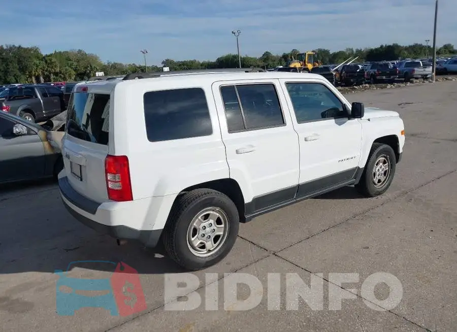 1C4NJPBB6GD676546 Photo# 4
