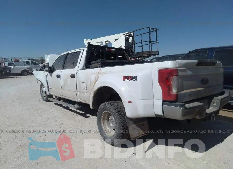 1FT8W3DT6HEF36067 Photo# 3