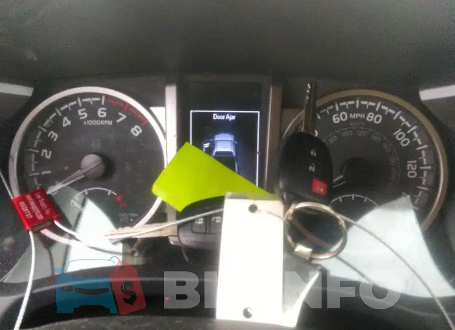 3TYSZ5AN7NT076636 Photo# 11