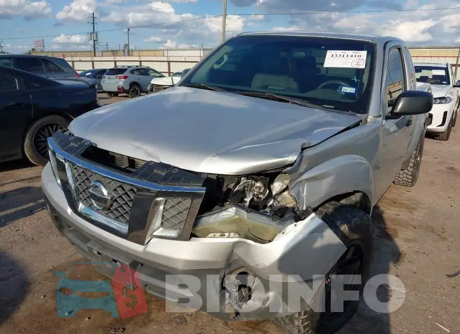 1N6BD0CT3FN750147 Photo# 2