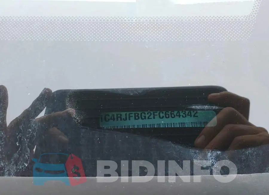 1C4RJFBG2FC664342 Photo# 12