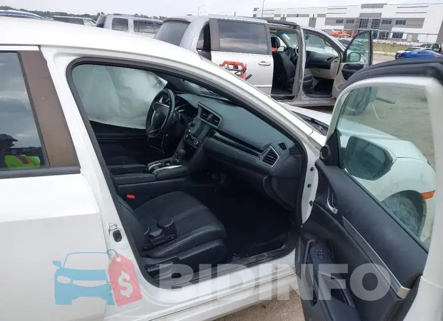 19XFC2F88LE020535 Photo# 5